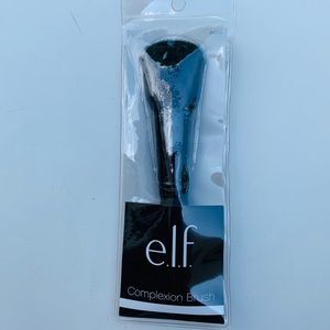 E.L.F. Complexion Brush